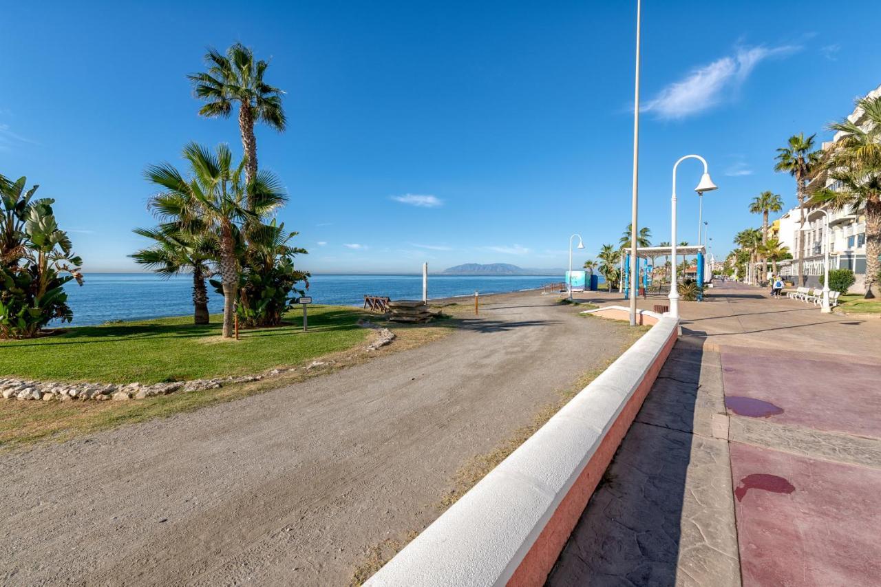 Amazing Sea View Apartment And Relax Area Rincón de la Victoria Kültér fotó